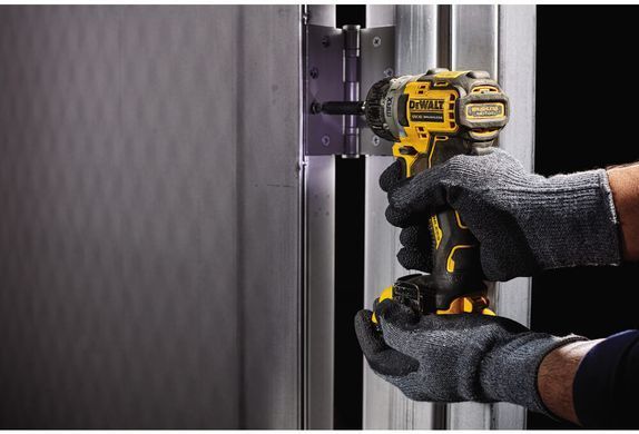 Шурупокрут акумуляторний безщітковий DeWALT DCF601N