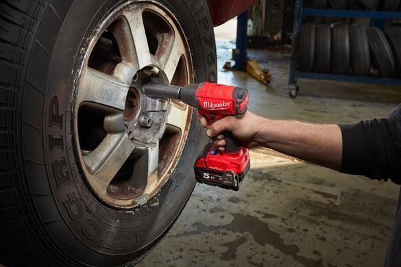 Ударный гайковерт MILWAUKEE 1/2" M18 FUEL ONEIWP12-502X ONE-KEY с фиксацией пином 4933451372