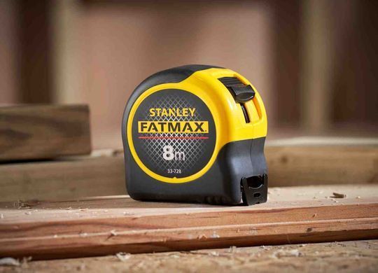 Рулетка вимірювальна FatMax Blade Armor довжина 8 м, ширина 32 мм в корпусі з АВС-пластика STANLEY 0-33-728