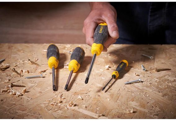 Викрутка Cushion Grip під шліц Ph3 з довжиною жала 150 мм STANLEY 0-64-949
