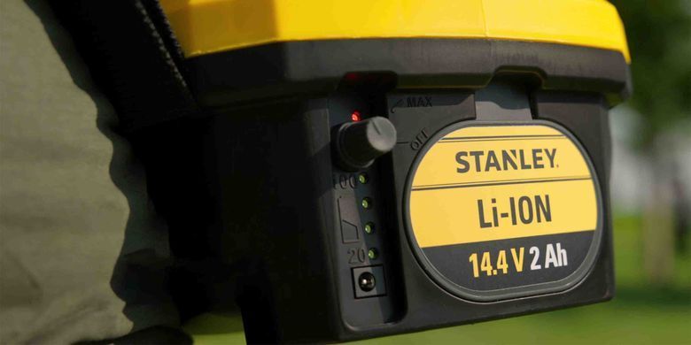 Опрыскиватель аккумуляторный ранцевый STANLEY SXSPBS12E