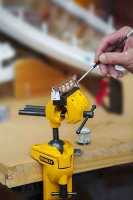 Тиски универсальные для моделирования STANLEY 1-83-069