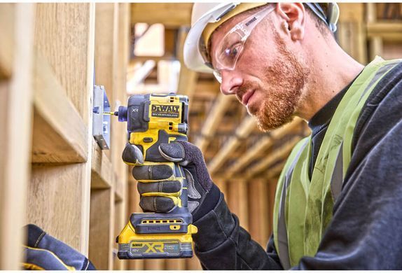 Шуруповёрт ударный гидравлический аккумуляторный бесщёточный DeWALT DCF870E2T