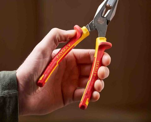 Плоскогубці електрика MaxSteel VDE 1000V комбіновані довжиною 175 мм STANLEY 0-84-001
