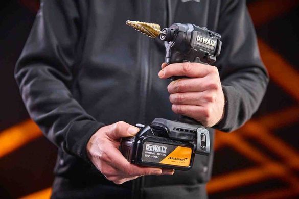 Шуруповёрт ударный McLaren F1 TEAM SPECIAL EDITION DeWALT DCF86MM2T