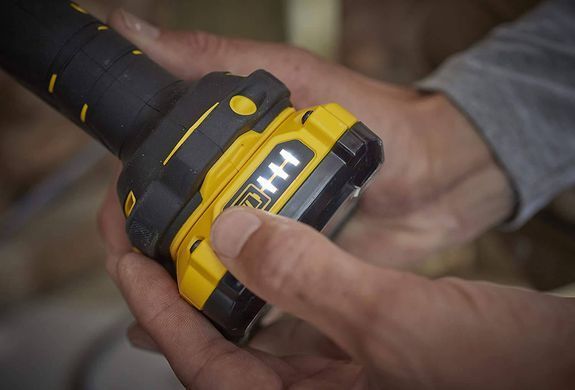 Фонарь светодиодный аккумуляторный STANLEY FATMAX SFMCL020B