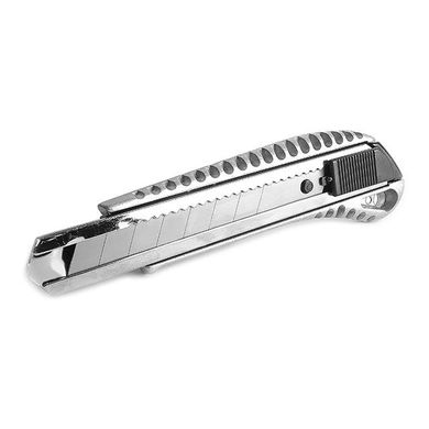 Нож сегментный 18 мм, металлическая направляющая, противоскользящий корпус INTERTOOL HT-0504