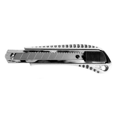 Нож сегментный 18 мм, металлическая направляющая, противоскользящий корпус INTERTOOL HT-0504