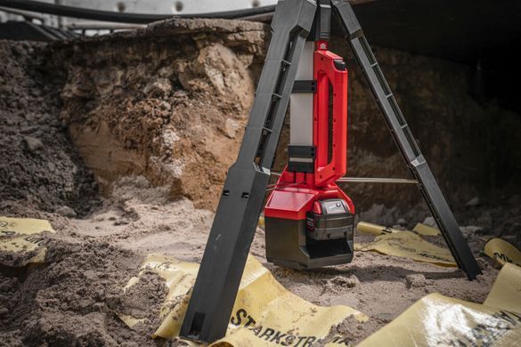 Напольний світлодіодний прожектор TRUEVIEW 2800 люмен M18 SAL2-502B