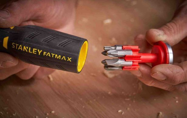 Викрутка - набір FATMAX реверсивна, зі знімним утримувачем і дванадцятьма бітами STANLEY FMHT0-62690