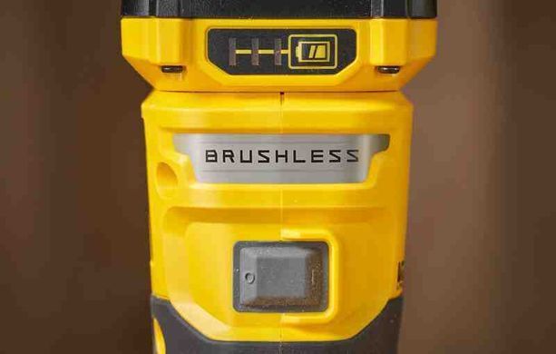 Фрезер акумуляторний безщітковий STANLEY FATMAX SFMCW400B