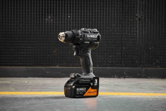 Дриль-шурупокрут McLaren F1 TEAM SPECIAL EDITION DeWALT DCD81MP2T
